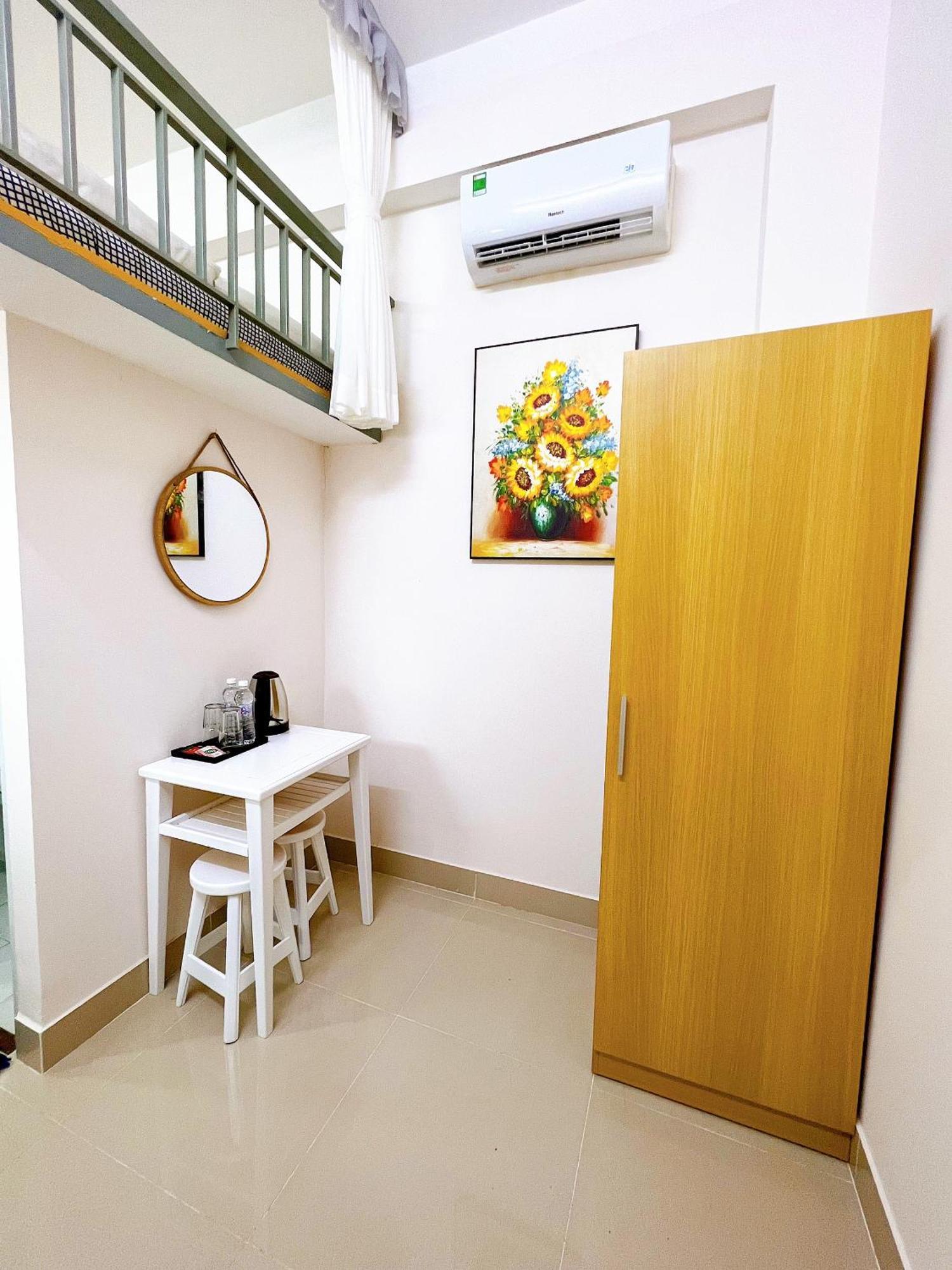 Lucky Hotel Apartment Хошимін Екстер'єр фото